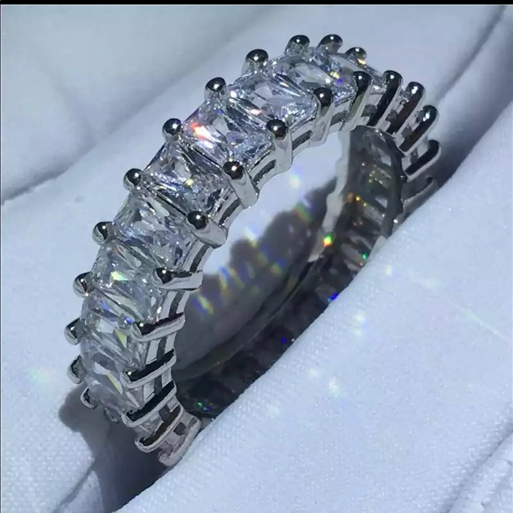 Emerald cut Eternity Band 💎